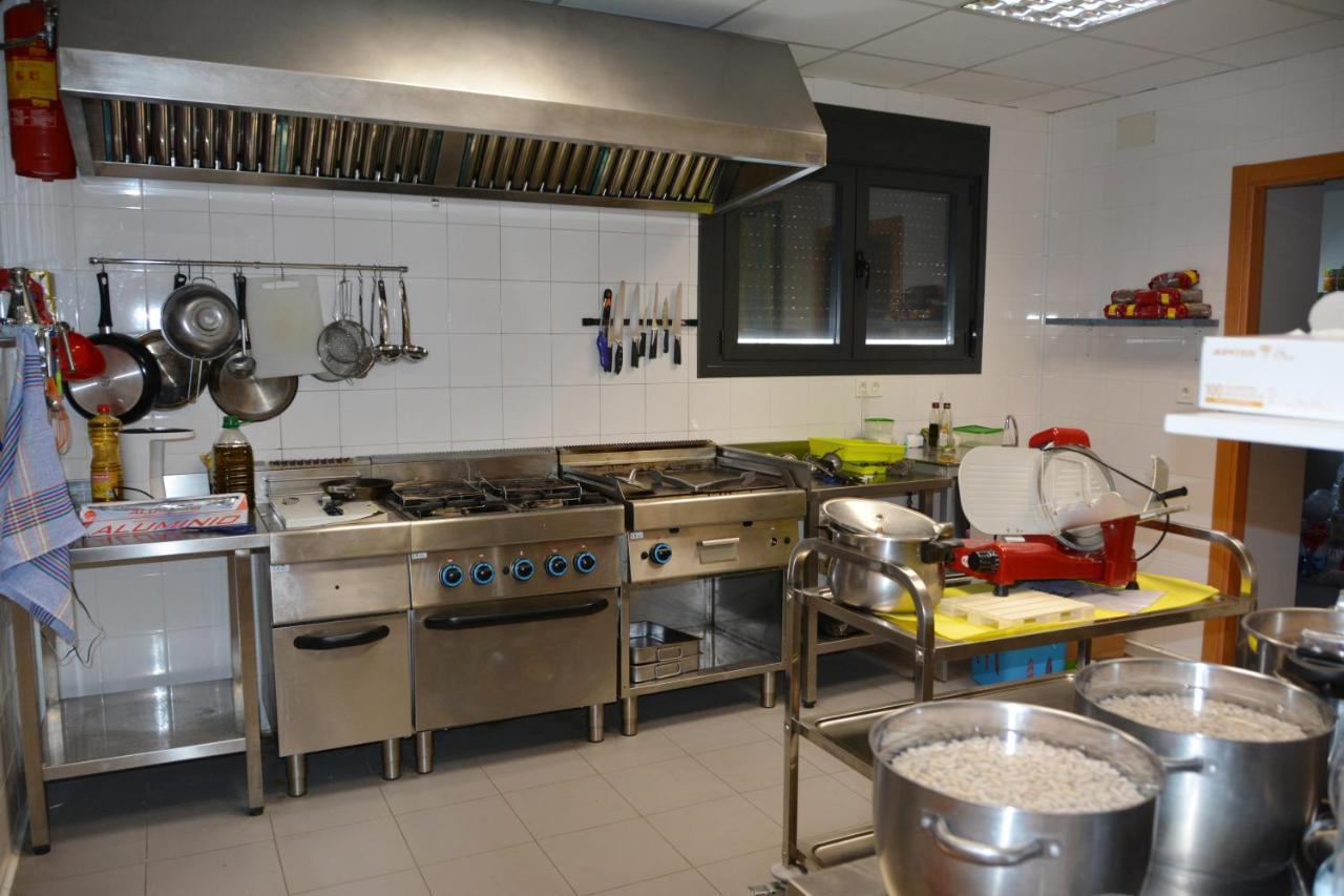 Albergue Villa Nava De La Asuncion Exteriér fotografie